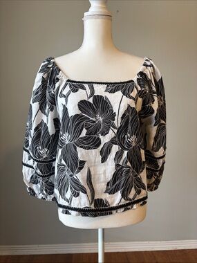 Tahari | Linen Black and White Floral Off-Shoulder Peasant Blouse